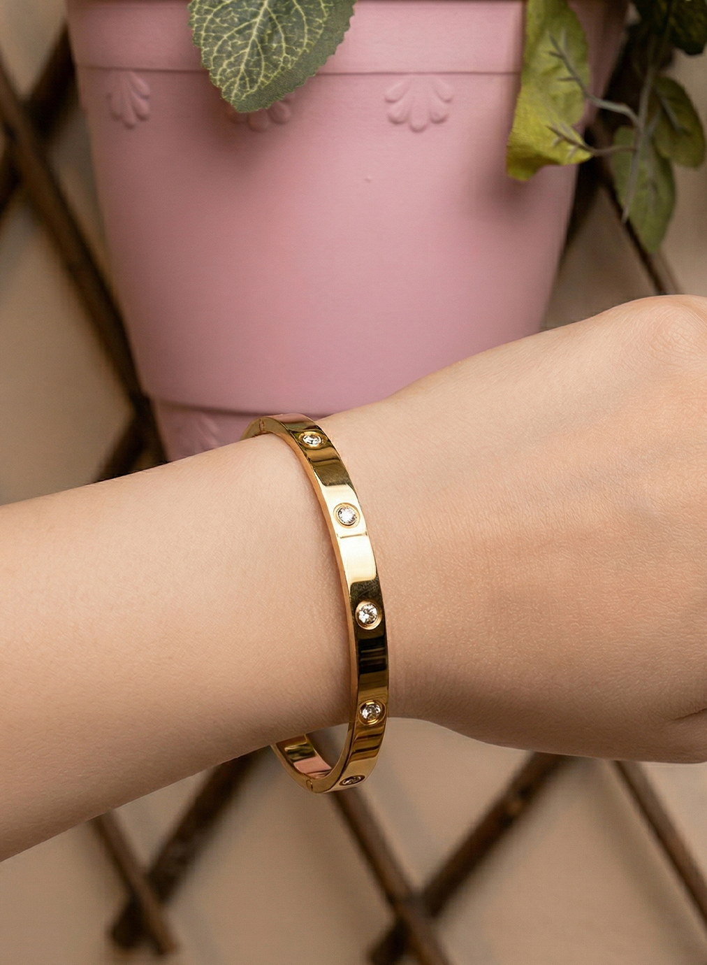 Golden Stone  Stainless Steel Openable Cuff