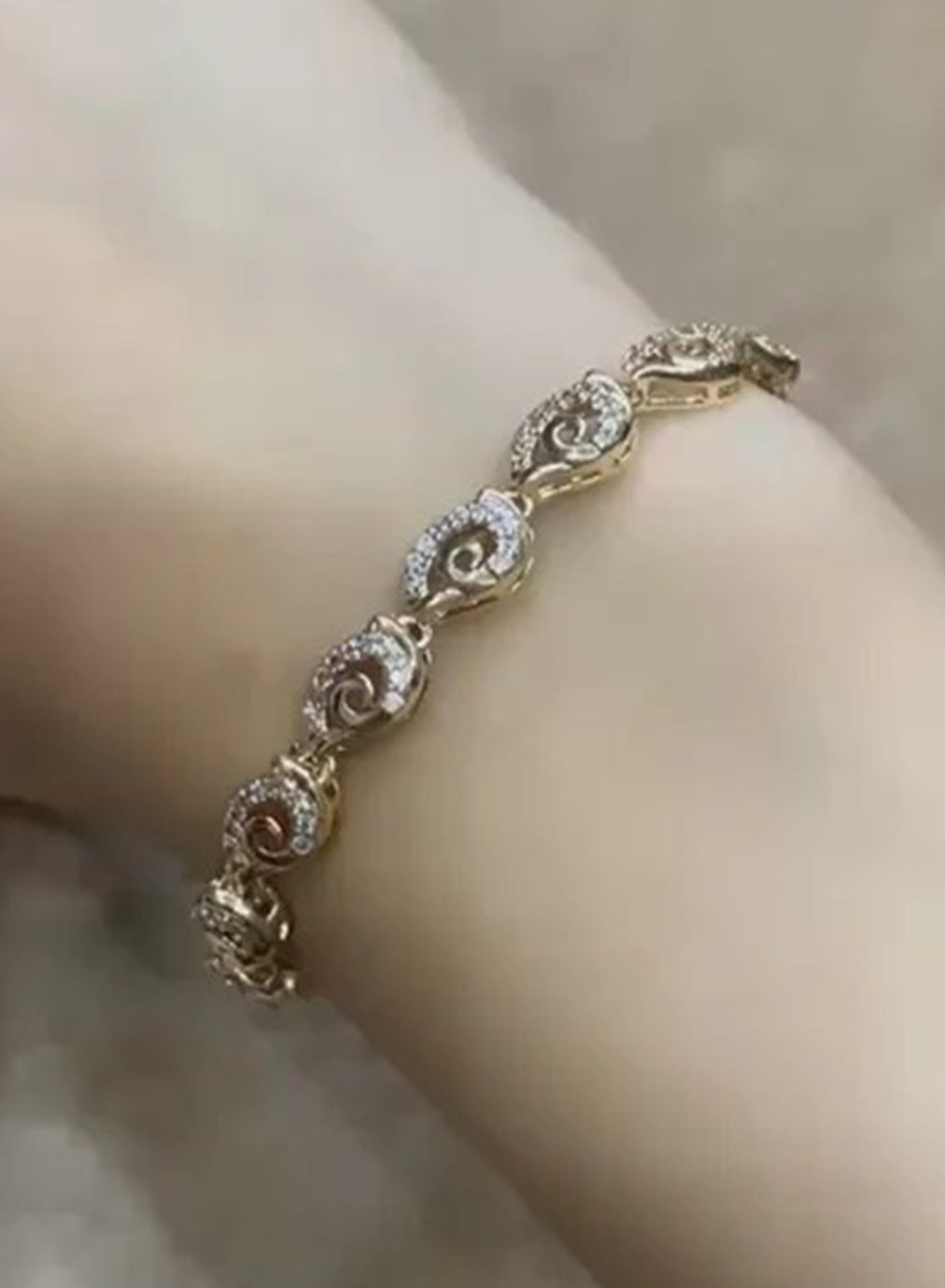 Vintage Diamantes Tennis Bracelets