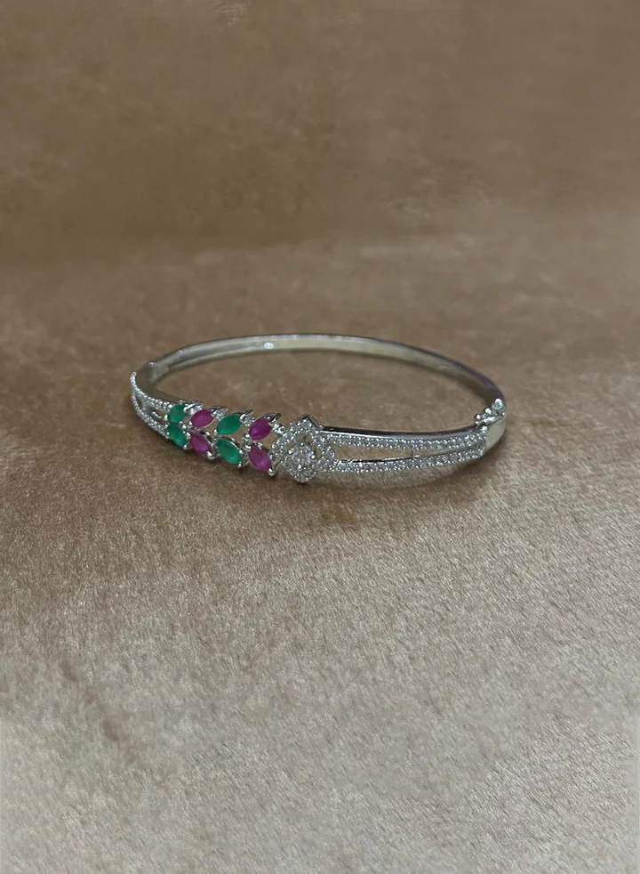 Openabale 1Karat Cuffs