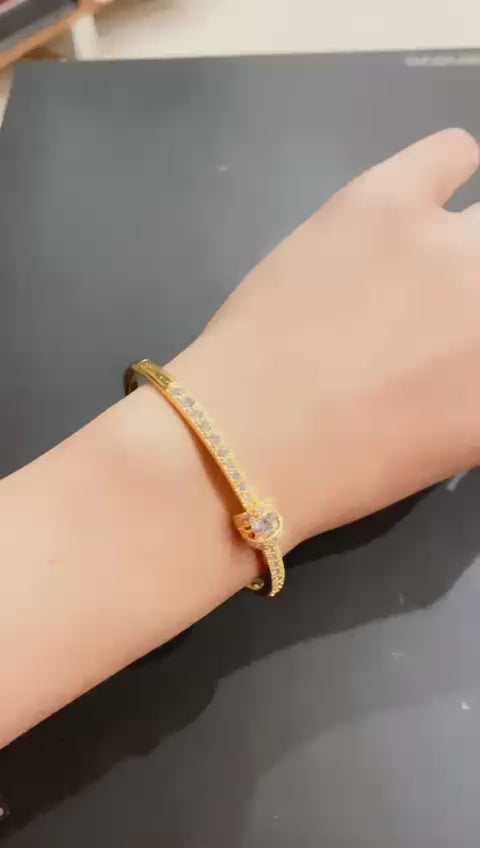 Xuping Cuffs