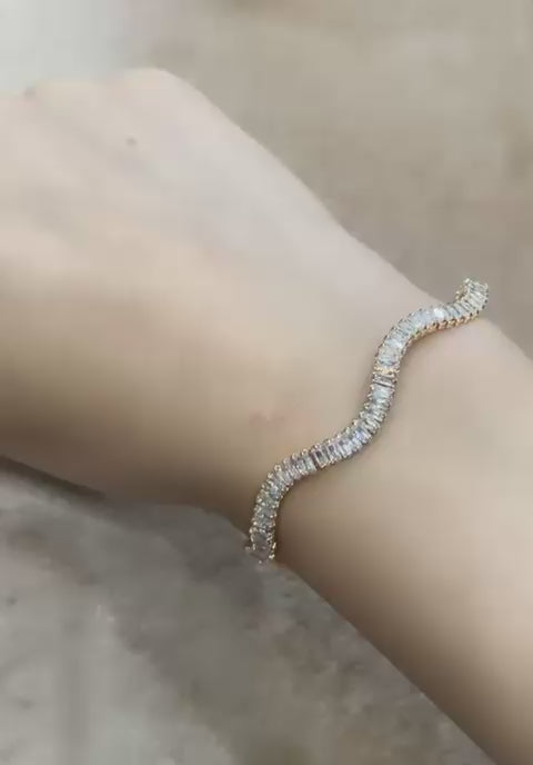 Zigzag White Stone Bracelet